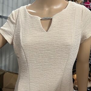 Elegant Cream Midi Dress that glitters gold in the light size 8